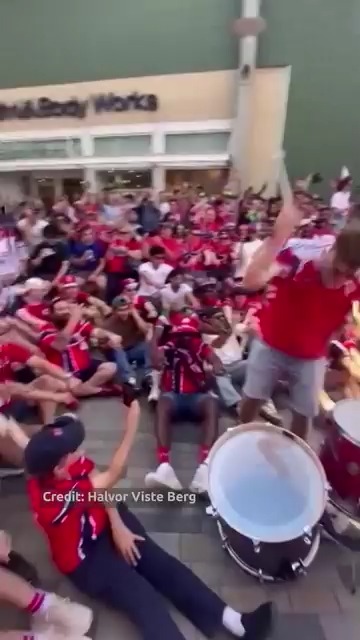 When Parliament Joined The Wave – Norway’s Rowing Celebration Captures The Spirit Of The World Cup
